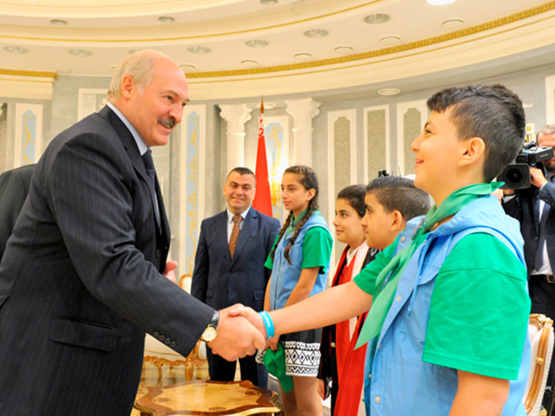 Президент Белоруссии Александр Лукашенко предложил расширить программу оздоровления в республике сирийских детей

