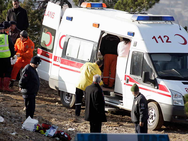 В Турции перевернулся автобус с туристами: в результате ДТП пострадали 11 россиян
