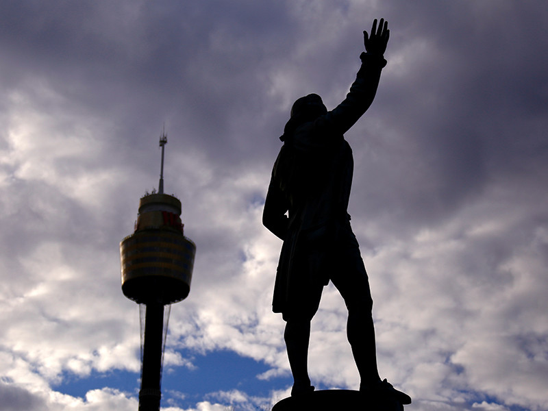 Премьер-министр Австралии Малкольм Тернбулл осудил призывы к демонтажу памятников британским мореплавателям, включая Джеймса Кука, и государственным чиновникам, чья деятельность легла в основу колонизации материка