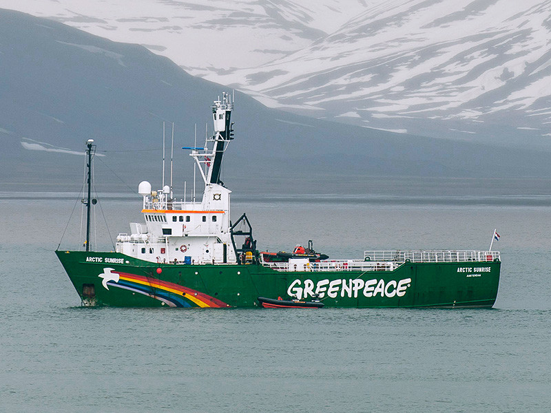 Задержанных в Норвегии активистов Greenpeace, протестовавших против бурения, оштрафовали и отпустили