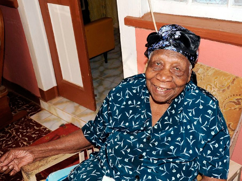 На Ямайке скончалась 117-летняя Вайолет Мосс Браун, которая была самым старым человеком на Земле


