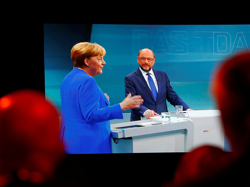 Меркель и ее главный оппонент Шульц поспорили о мигрантах и Турции на теледуэли
