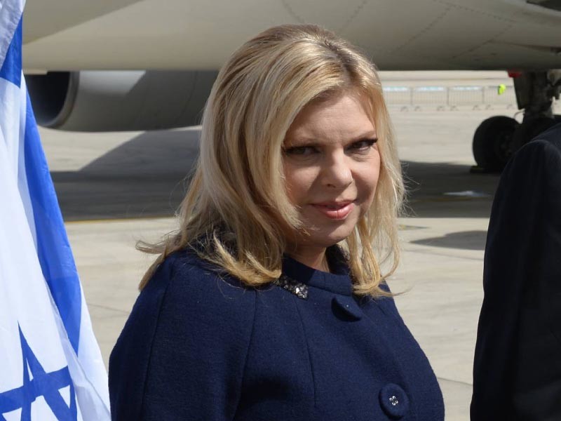 Жене премьер-министра Израиля Саре Нетаньяху грозит суд по делу о мошенничестве

