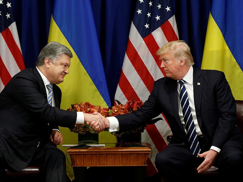 Порошенко и Трамп обсудили расширение сотрудничества в сфере безопасности


