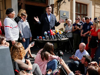 Украинские силовики пришли в львовский отель, где остановился Саакашвили. Его соратники рассказали о задержаниях
