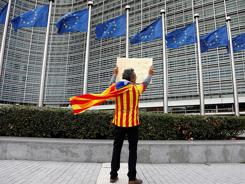 Глава правительства Каталонии заявил, что пока нет никаких свидетельств, что Евросоюз согласится стать посредником в отношениях между Мадридом и Барселоной