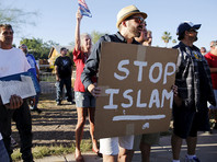 CNN: антиисламскую кампанию в Техасе спровоцировала группа "фабрики троллей" в Facebook