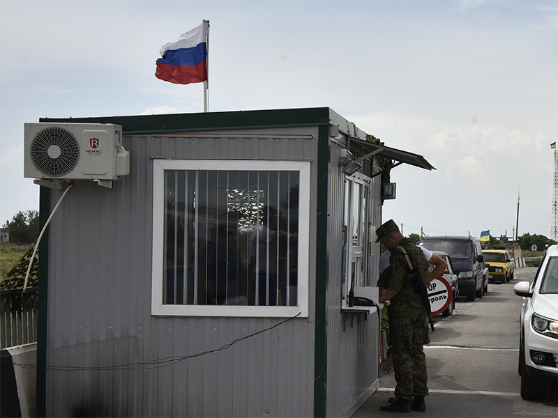 Сотрудники ФСБ задержали нарушителя границы, представившегося украинским военным
