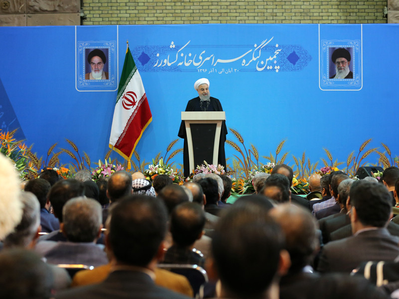Президент Ирана Хасан Роухани объявил о победе над террористической группировкой "Исламское государство"* в Сирии