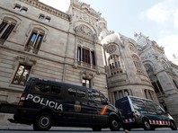 В Мадриде суд арестовал 8 членов правительства Каталонии