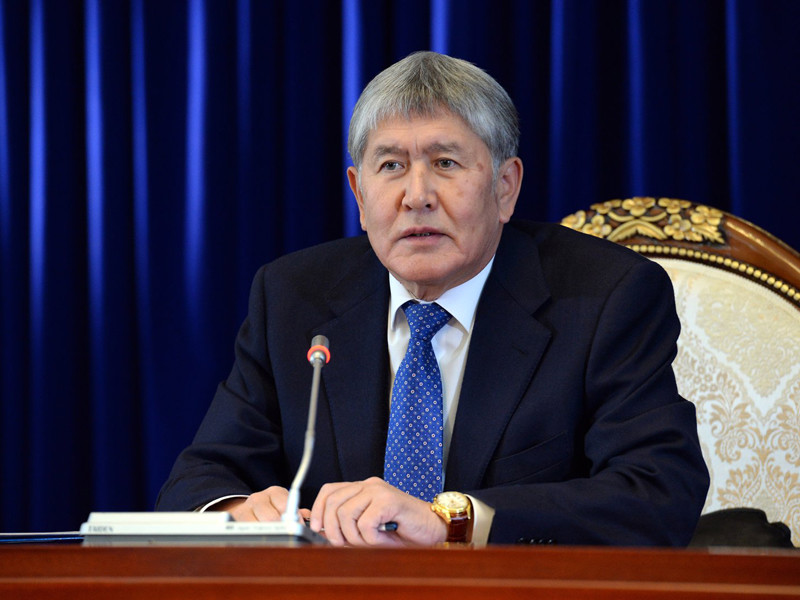 Президент Киргизии Алмазбек Атамбаев провел итоговую пресс-конференцию, на которой попросил прощения у всех, кого обидел