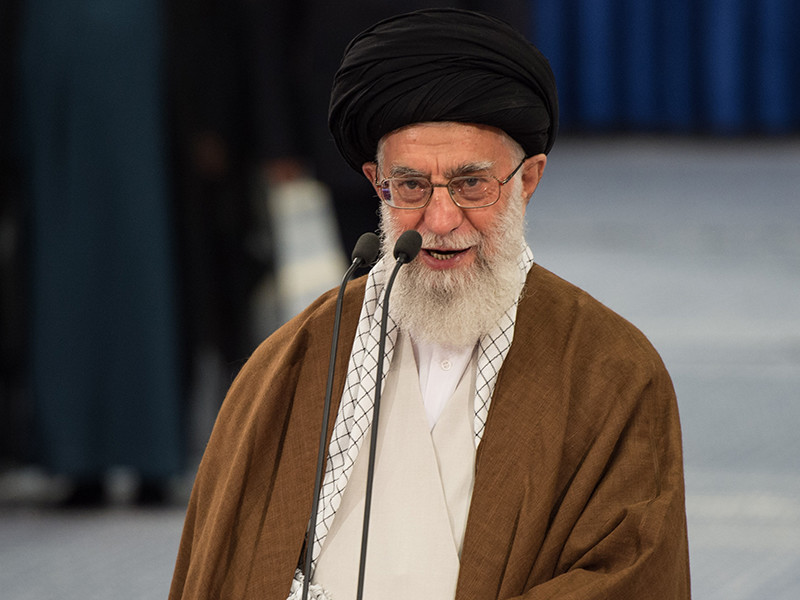 Верховный лидер Ирана аятолла Али Хаменеи в ходе встречи с молодежью 2 ноября назвал США главным врагом Исламской республики