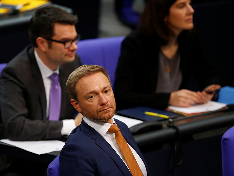 В рядах немецких социал-демократов нашлись сторонники создания коалиции с блоком Меркель
