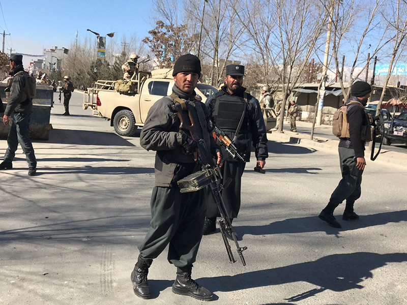 В столице Афганистана прогремел взрыв - десятки погибших