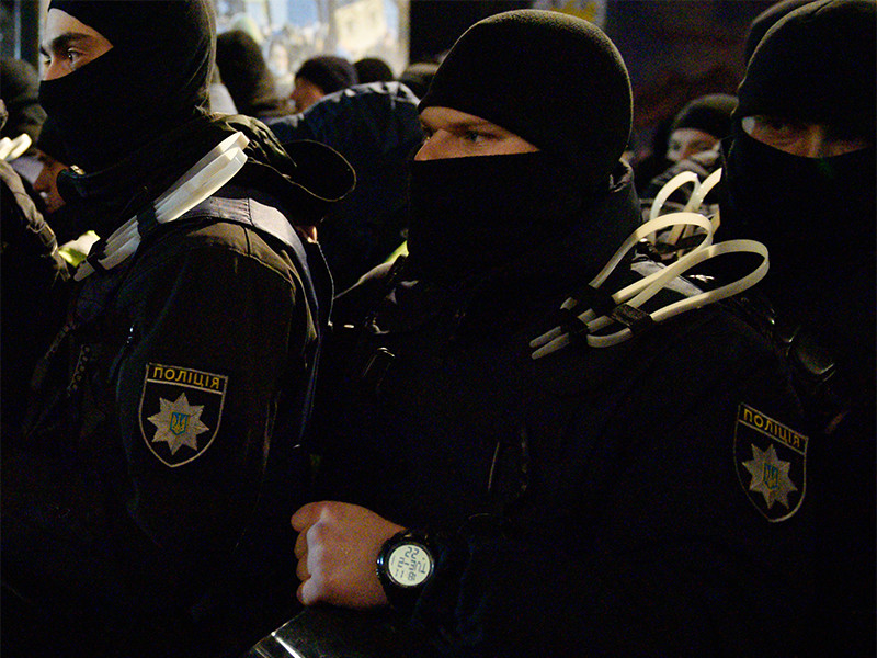 Порошенко заявил об освобождении всех заложников в Харькове
