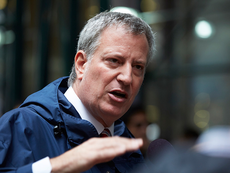 Мэр Нью-Йорка назвал взрыв на Манхэттене "попыткой теракта"