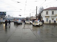 Захват заложников в Харькове: неизвестный с взрывчаткой занял отделение "Укрпочты"