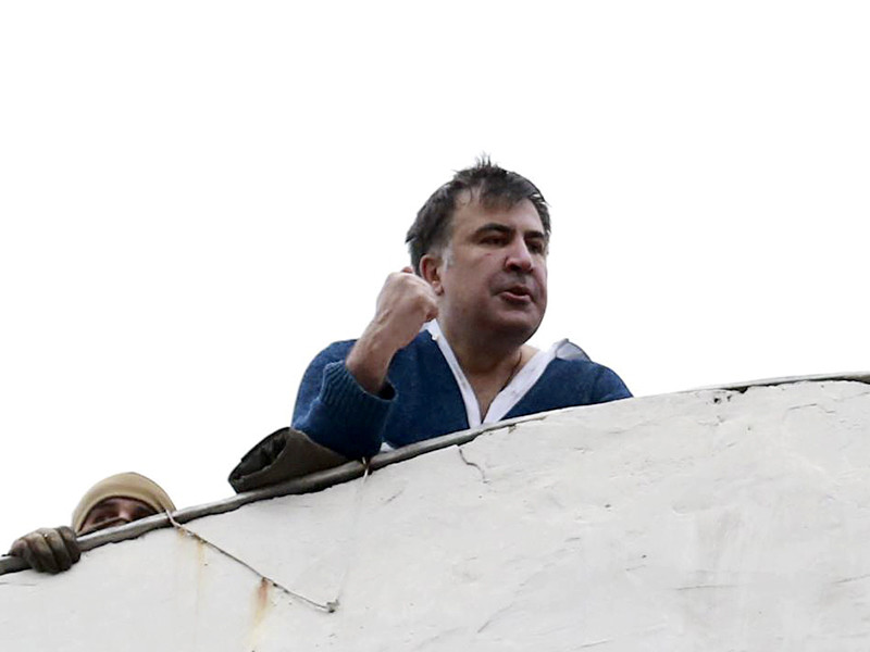 Саакашвили после сидения на крыше потерял голос, но обещает прийти на марш за импичмент Порошенко

