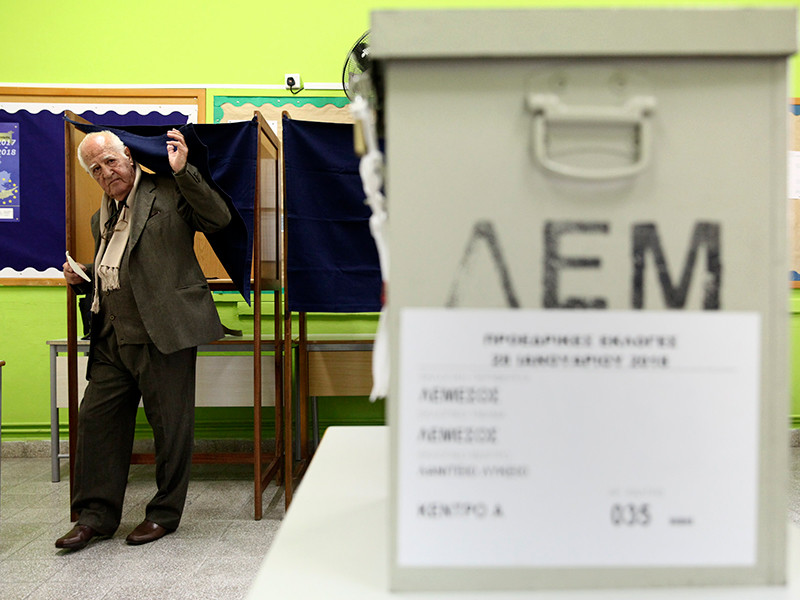 На Кипре прошел первый тур президентских выборов, который не смог выявить победителя