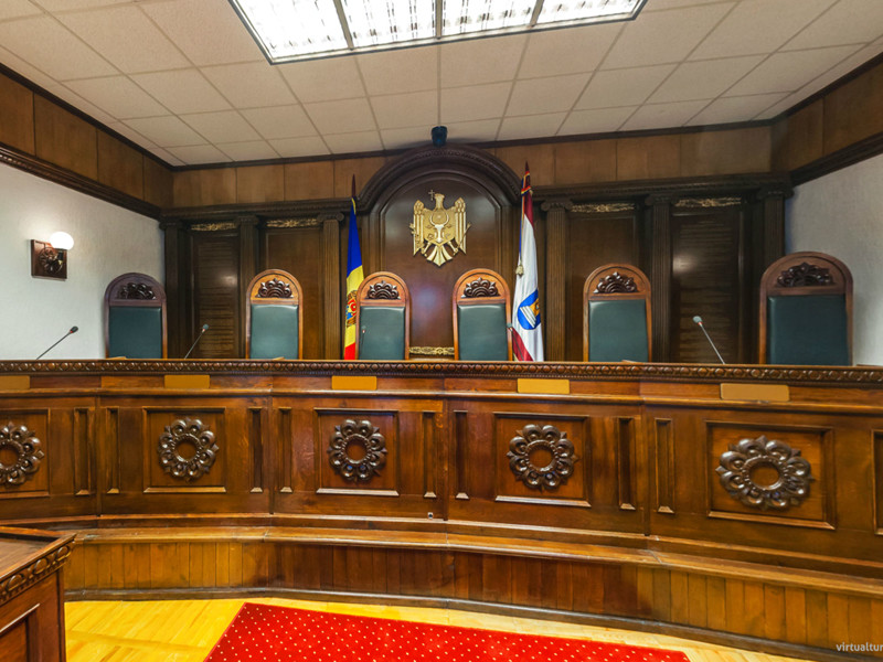 Конституционный суд Молдавии разрешил утвердить кадровые перестановки в правительстве, игнорируя мнение президента Игоря Додона, который выразил несогласие с предложенными кандидатурами