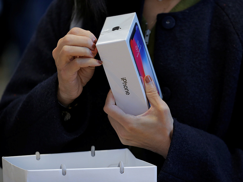 Прокуратура Парижа начала расследование против Apple из-за замедления старых iPhone
