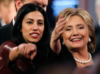 Хума Абедин( на фото - слева) и Хиллари Клинтон, 15 ноября 2015 года