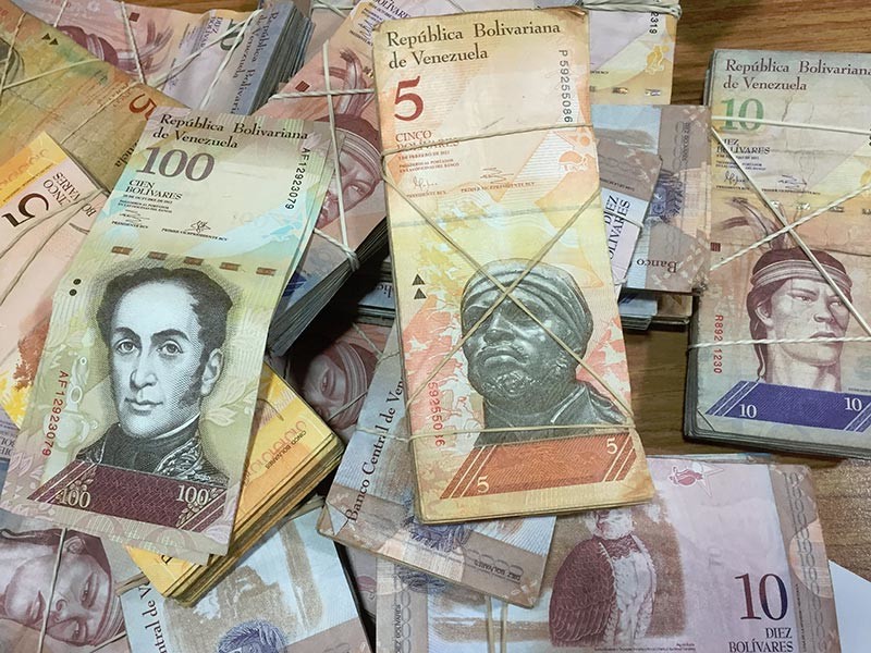 Инфляция в Венесуэле по итогам 2017 года составила 2616%

