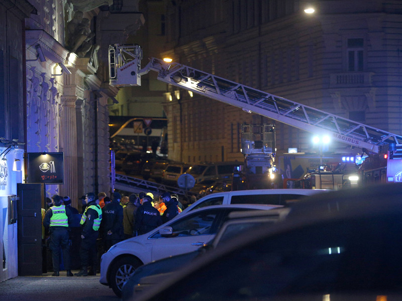 Количество погибших в результате произошедшего в субботу вечером пожара в гостинице Eurostars David в Праге возросло до трех человек
