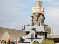 Рамзес II снова переезжает: гигантскую статую фараона перевозят в каирский музей