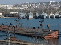 В Киеве пообещали "тщательно изучить" слова Путина, пригласившего украинских военных забрать свои корабли из Крыма