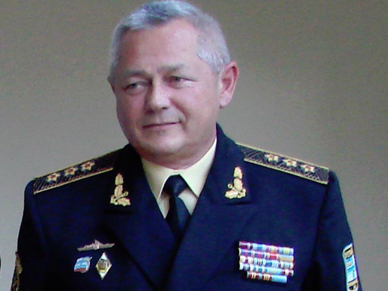 Бывший министр обороны Украины Игорь Тенюх рассказал о решении Тимошенко и Яценюка не защищать Крым во время событий весны 2014 года


