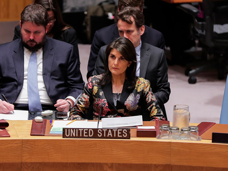 Постпред США при ООН Никки Хейли в ходе очередного заседания Совбеза ООН назвала российские власти "режимом Путина".
