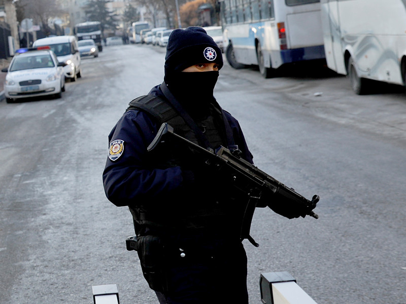 Турецкие силовики задержала в Анкаре предполагаемого "медиа-министра" террористической организации "Исламское государство"* Омера Йетека