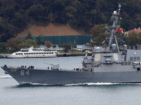 ВМС США объяснили появление сразу двух своих ракетных эсминцев в Черном море