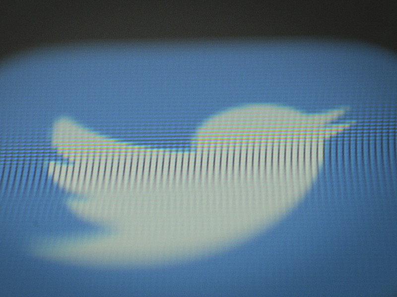 Руководство социальной сети Twitter в ходе борьбы с предполагаемой российской пропагандой блокирует и удаляет подозрительные аккаунты, а сделанные с их помощью публикации автоматически становятся недоступными