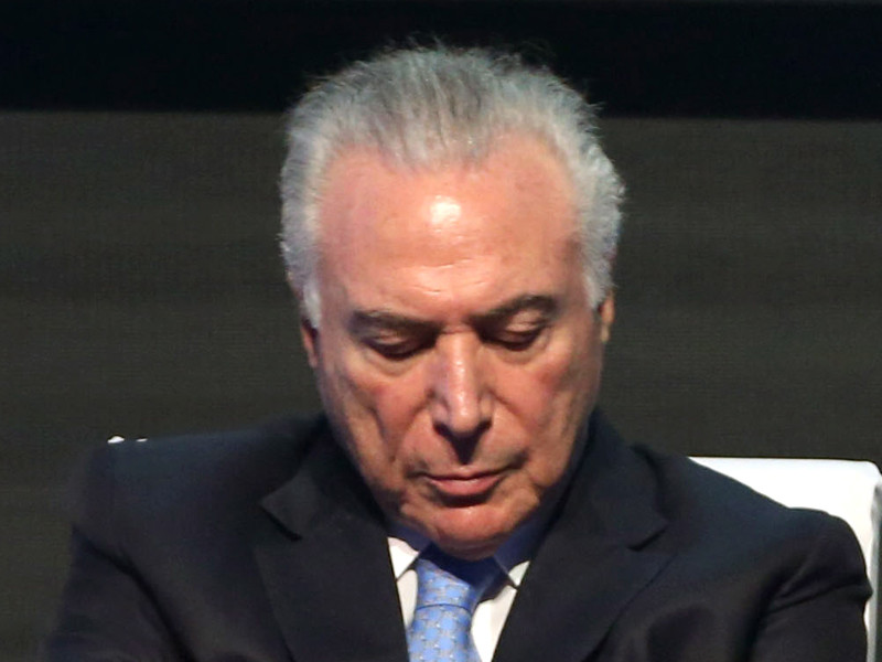 Президент Бразилии лишился пенсии, так как не подтвердил, что он жив