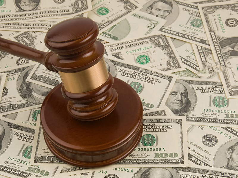Суд обязал компанию выплатить правоохранителям 6 038 814 долларов и 96 цента