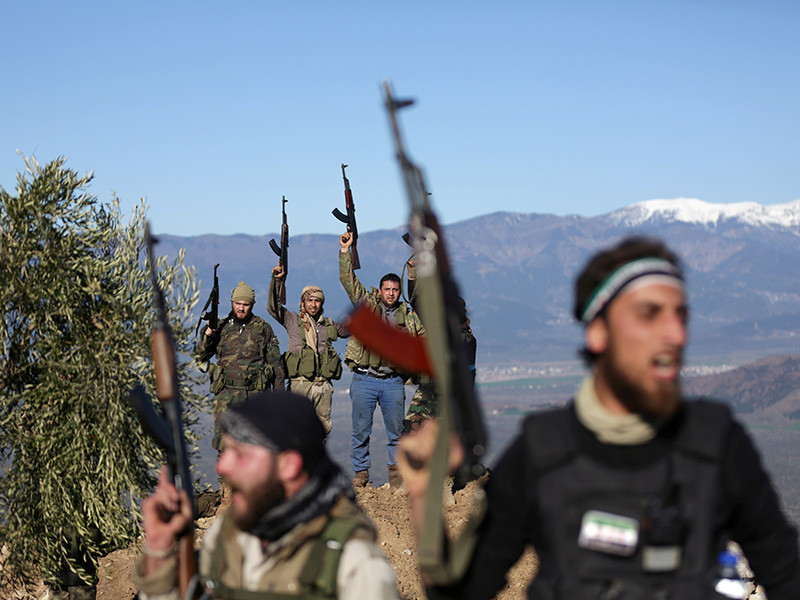 Сирийские отряды, поддерживающие президента САР Башара Асада, вошли в город Африн, чтобы оказать поддержку курдским формированиям, пытающимся противостоять натиску турецких войск, проводящих операцию против курдов в регионе