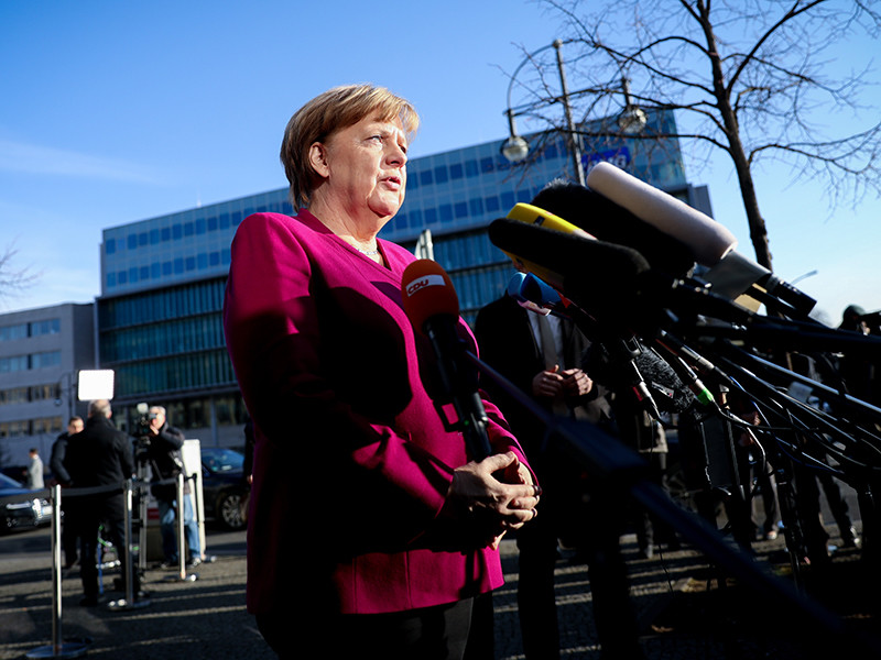 Консервативный блок Ангелы Меркель и Социал-демократическая партия Германии (СДПГ) в решающем раунде коалиционных переговоров, который продлился почти 24 часа, смогли согласовать договор, который ляжет в основу работы нового правительства