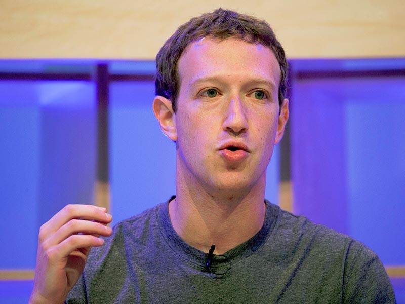 Основатель Facebook Марк Цукерберг признал, что компания допустила ряд ошибок в вопросе защиты личных данных пользователей. Впрочем, будут предприняты шаги по улучшению работы социальной сети в этом вопросе

