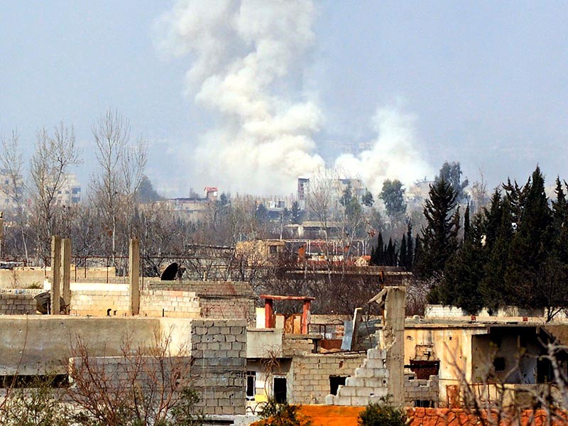 Боевики в Восточной Гуте в пригороде Дамаска намерены инсценировать 11 марта химическую атаку и обвинить в ней правительственные силы Сирии. Об этом сообщил журналистам в субботу замглавы МИД Сирии Фейсал Микдад


