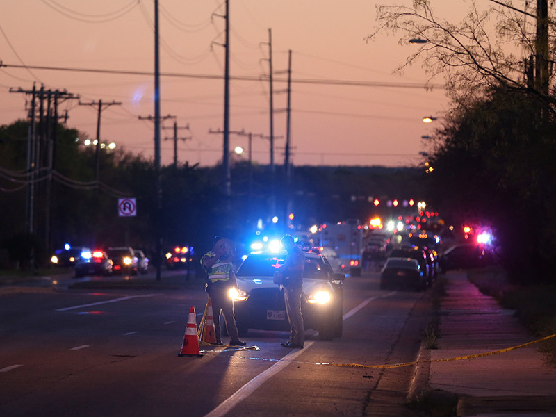 Подозреваемый в организации серии взрывов в столице штата Техас городе Остин мертв, сообщает местная телестанция Kvue со ссылкой на источники