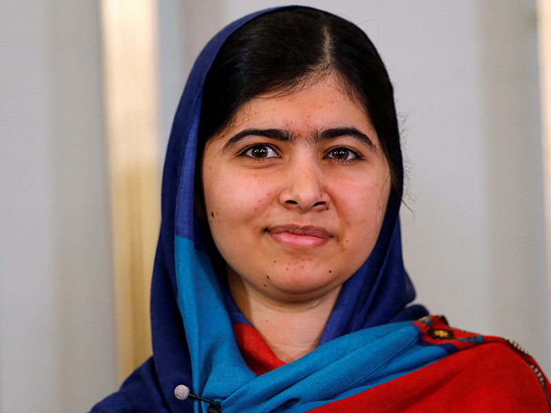 Пакистанская правозащитница и лауреат Нобелевской премии мира Малала Юсуфзай впервые вернулась на родину после произошедшего шесть лет назад нападения на нее членов радикального движения "Талибан"*