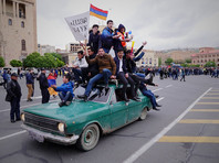 На протяжении нескольких дней в Ереване и других городах проходили массовые акции протеста