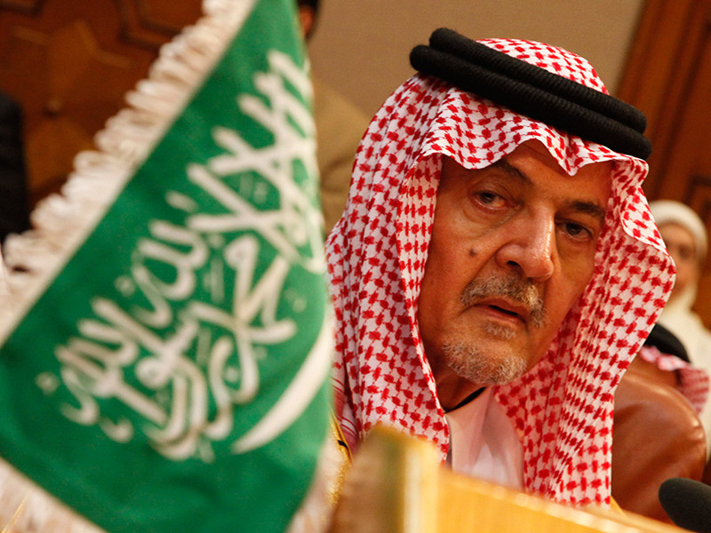 СМИ обсуждают "порноскандал" вокруг принца Сауда ибн Фейсала, который четыре десятилетия занимал пост министра иностранных дел королевства