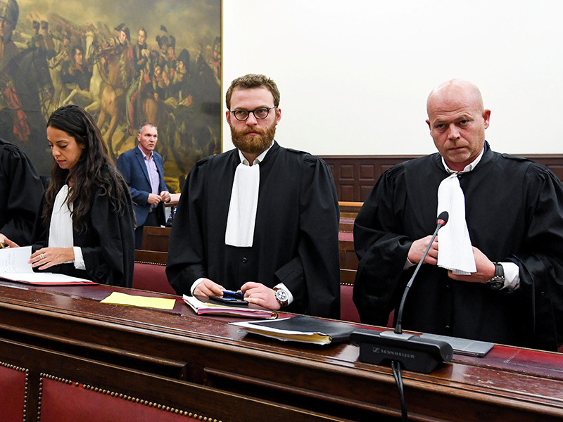 Суд в Бельгии вынес приговор террористу Салаха Абдеслама - единственному, как считается, оставшемуся в живых участнику терактов в Париже 13 ноября 2015 года
