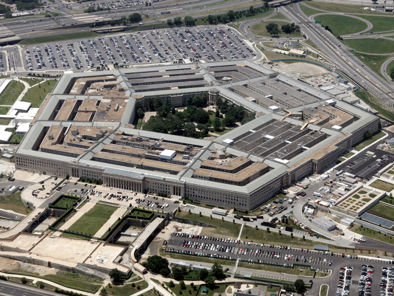 В Пентагоне рассказали о применении китайцами военных лазеров для создания помех американским самолетам в Джибути