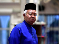 Экс-премьеру Малайзии запретили покидать страну. Закон разберется, пообещал новый глава страны
