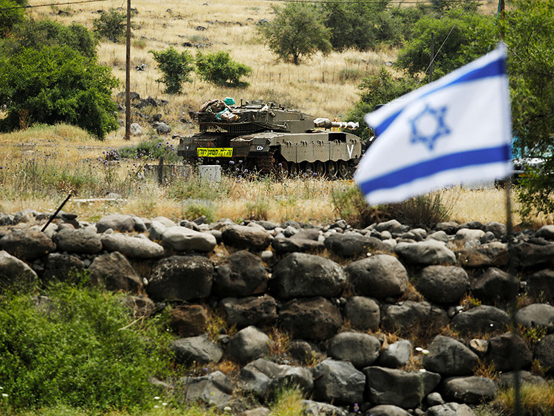 Россия пыталась предупредить руководство Ирана об опасности возможных провокаций против Израиля накануне обстрела позиций израильской армии в районе Голанских высот, в котором Тель-Авив обвиняет иранских военных