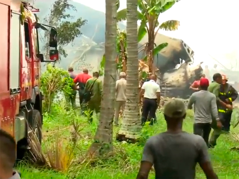 В аэропорту Гаваны разбился Boeing с сотней пассажиров на борту (ФОТО, ВИДЕО)